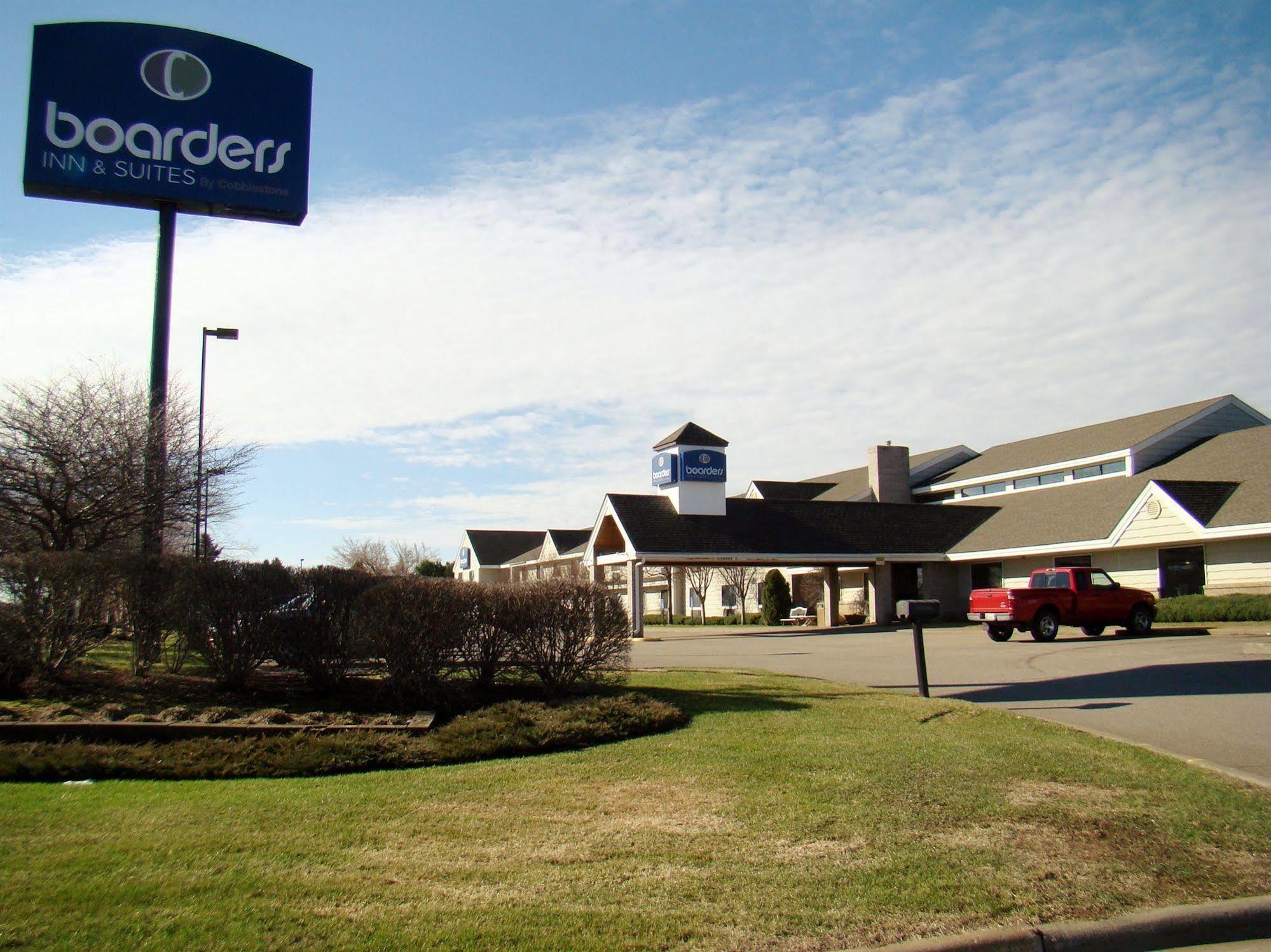 Hotel Boarders & By Cobblestone - Faribault